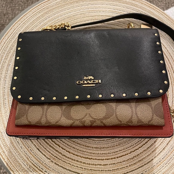 Coach Handbags - Coach Crossbody